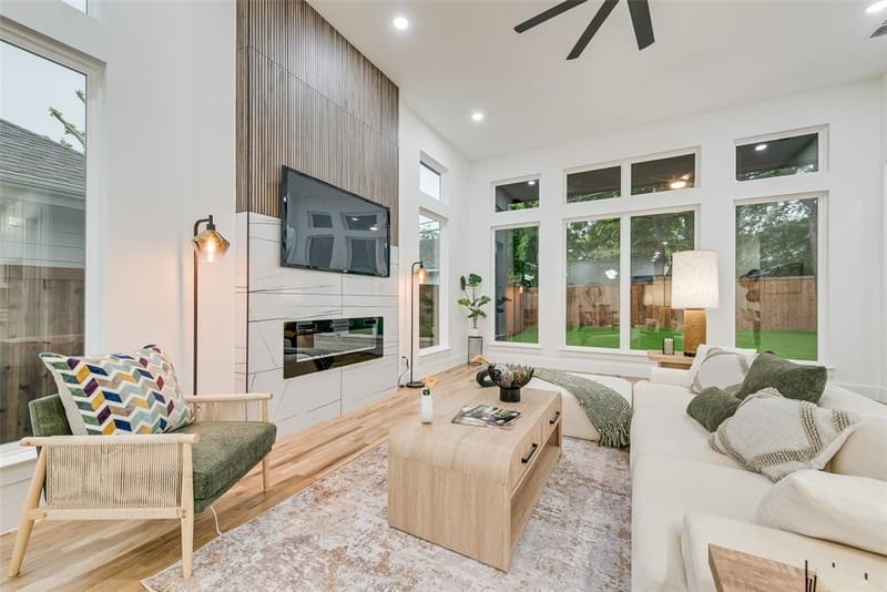 3530 Gibsondell Avenue, Dallas TX 75211 - Photo 11