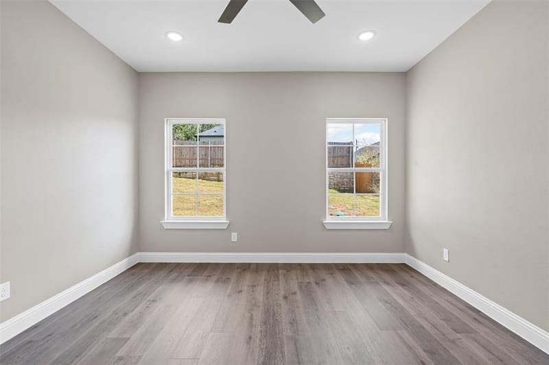 913 Pease River Drive, Granbury TX 76048 - Photo 28