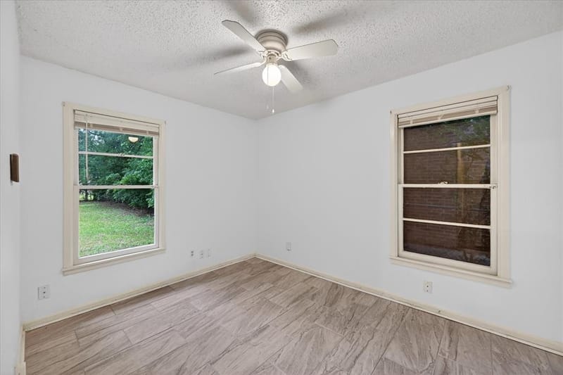 5555 Pinson Street, Fort Worth TX 76119 - Photo 18