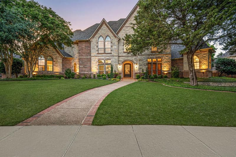 324 Oak Pointe Lane, Southlake TX 76092 - Photo 2