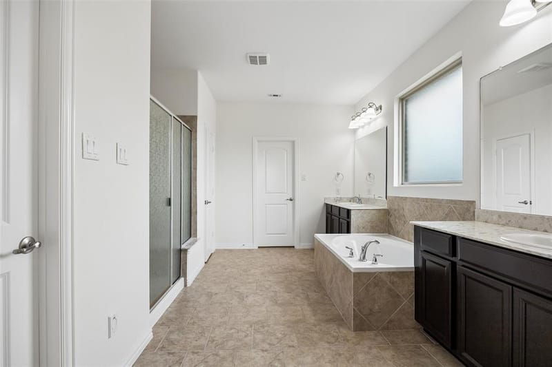 1165 Clearwater Drive, Frisco TX 75036 - Photo 27