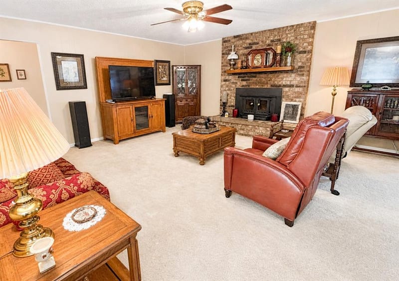 1207 Friona Street, Bowie TX 76230 - Photo 9