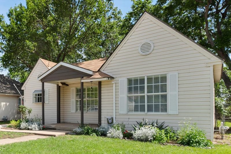 4521 Calmont Avenue, Fort Worth TX 76107 - Photo 2