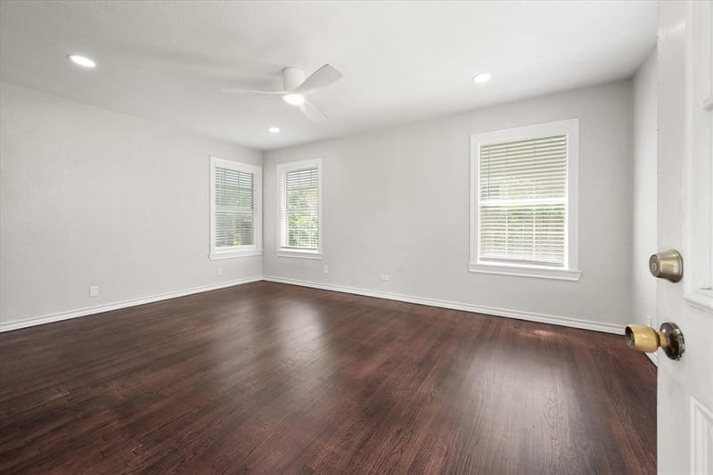 4521 Calmont Avenue, Fort Worth TX 76107 - Photo 4