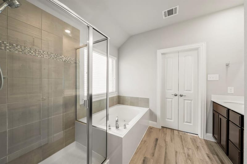 3905 Blessington Drive, Frisco TX 75036 - Photo 13