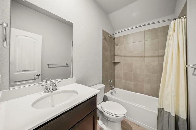 3905 Blessington Drive, Frisco TX 75036 - Photo 17