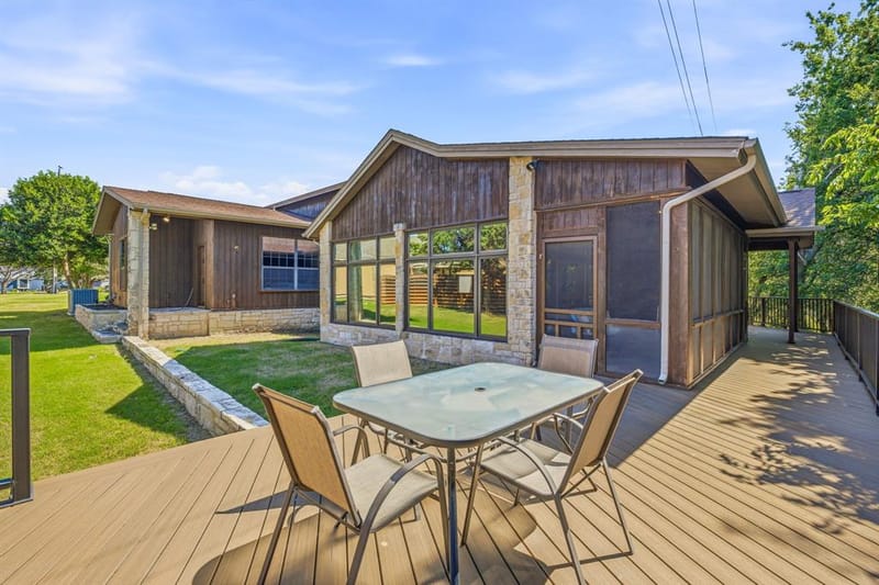 624 Williamsburg Court, Granbury TX 76048 - Photo 27