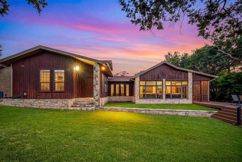 624 Williamsburg Court, Granbury TX 76048 - Photo 30