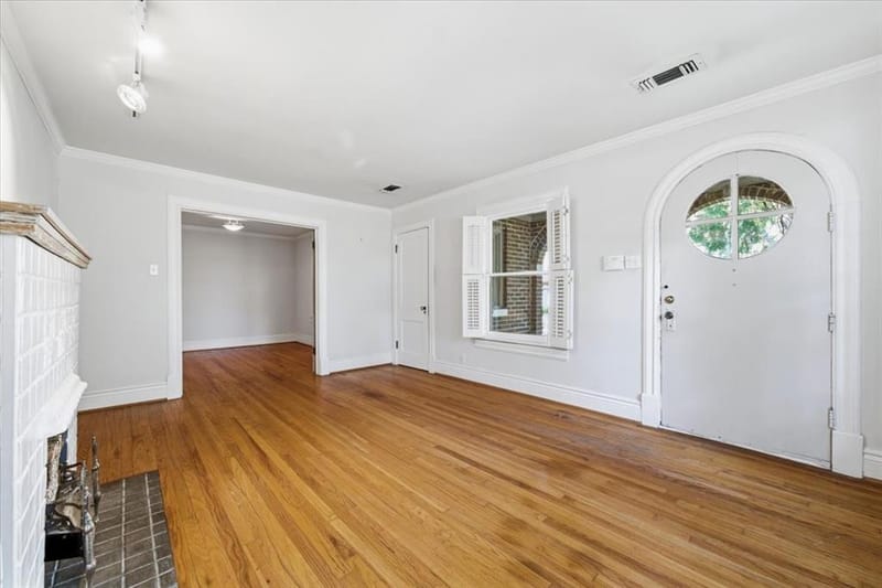 725 Newell Avenue, Dallas TX 75223 - Photo 5