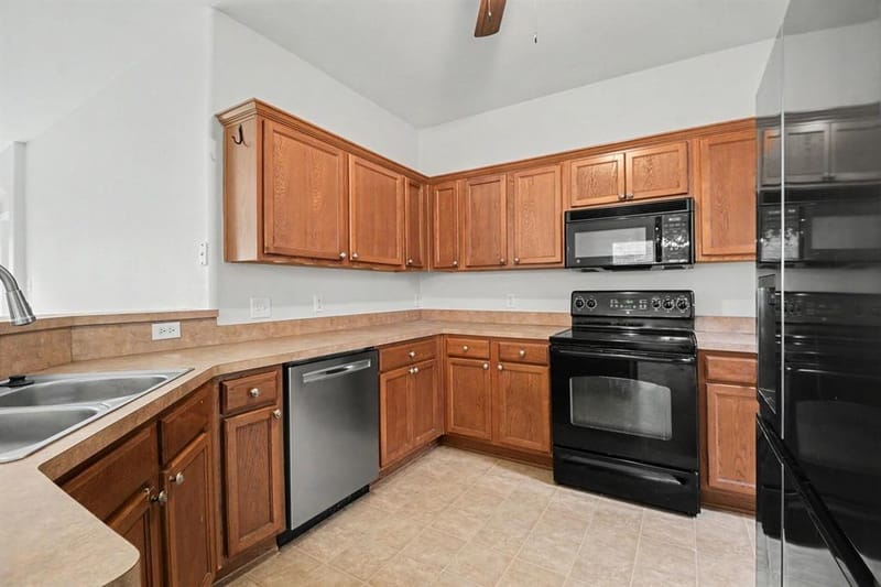 505 Creekside Drive, Princeton TX 75407 - Photo 9