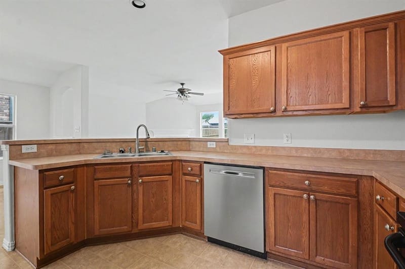 505 Creekside Drive, Princeton TX 75407 - Photo 10