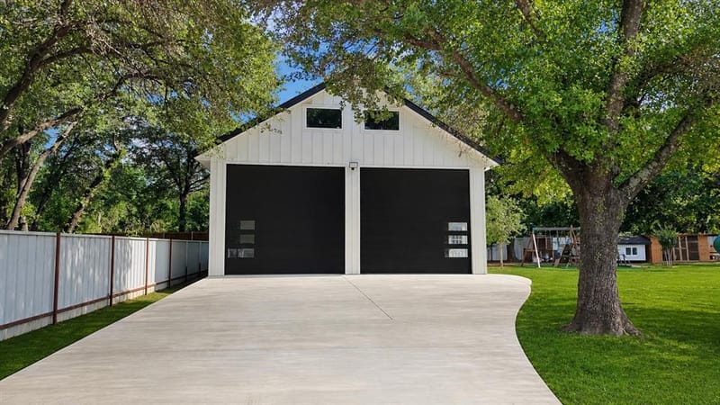 620 E 6Th Street, Springtown TX 76082 - Photo 29