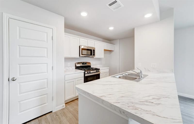 108 Peace Lily Way, Tolar TX 76476 - Photo 2