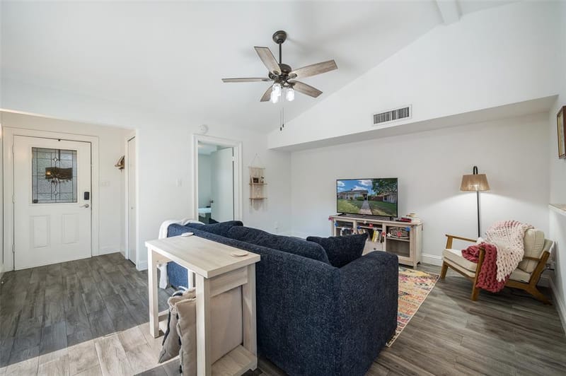 4410 Chapman Street, The Colony TX 75056 - Photo 7