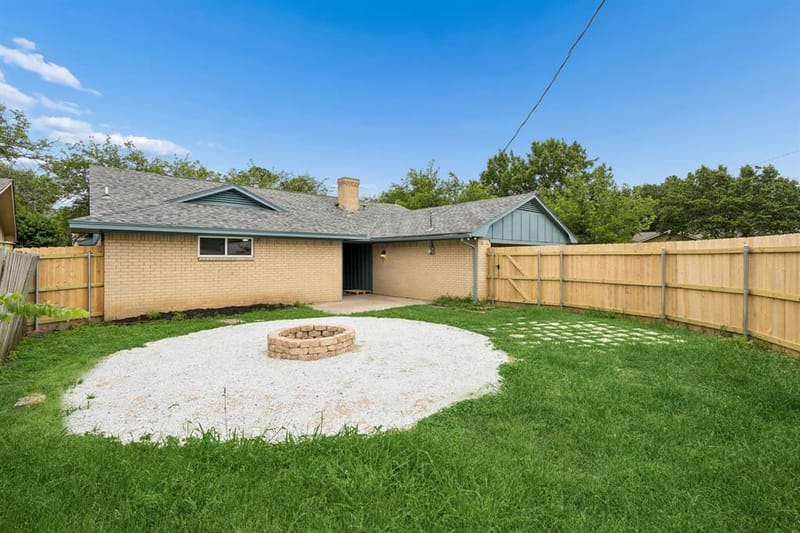 2524 Glen Lea Drive, Irving TX 75062 - Photo 26