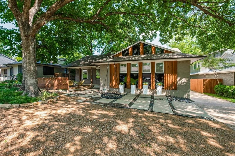9020 Westbriar Drive, Dallas TX 75228 - Photo 36