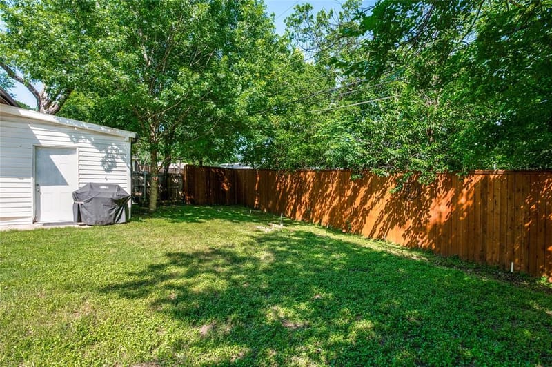 9020 Westbriar Drive, Dallas TX 75228 - Photo 34