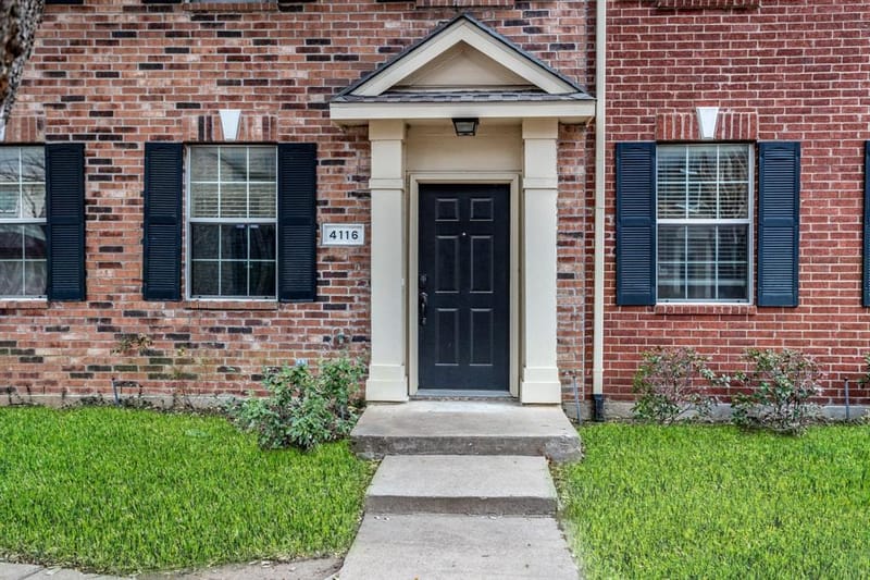 4116 Kyndra Circle, Richardson TX 75082 - Photo 2