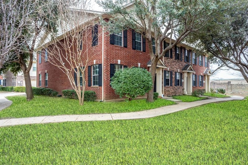 4116 Kyndra Circle, Richardson TX 75082 - Photo 4