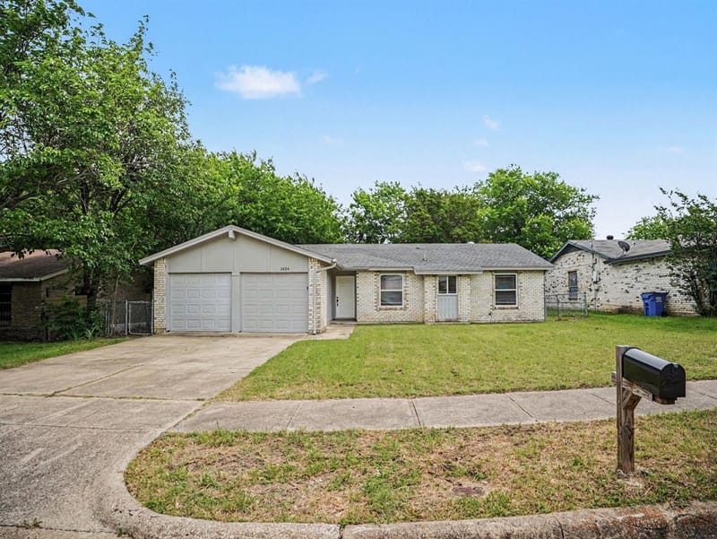 1434 Oakbrook Street, Lancaster TX 75134 - Photo 2