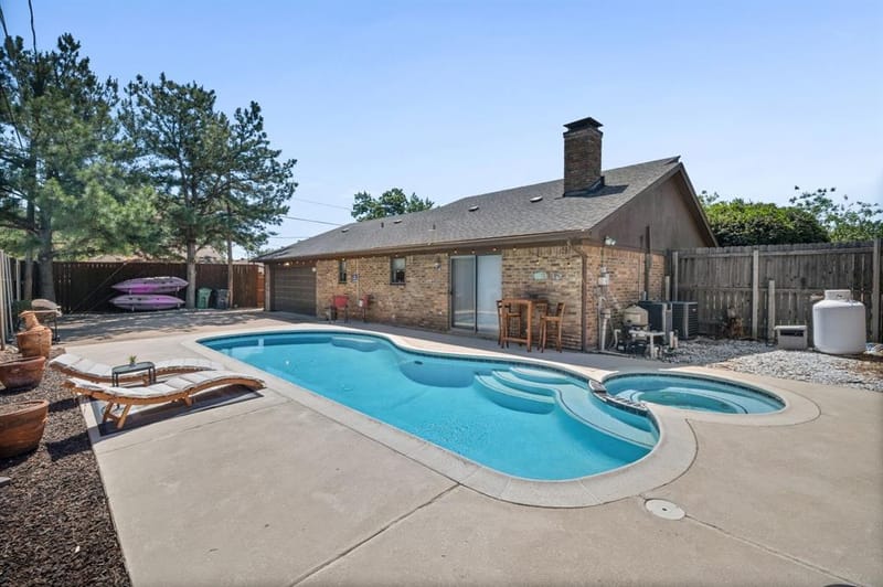 1023 Auburn Drive, Arlington TX 76012 - Photo 22