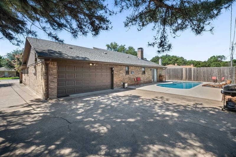 1023 Auburn Drive, Arlington TX 76012 - Photo 20