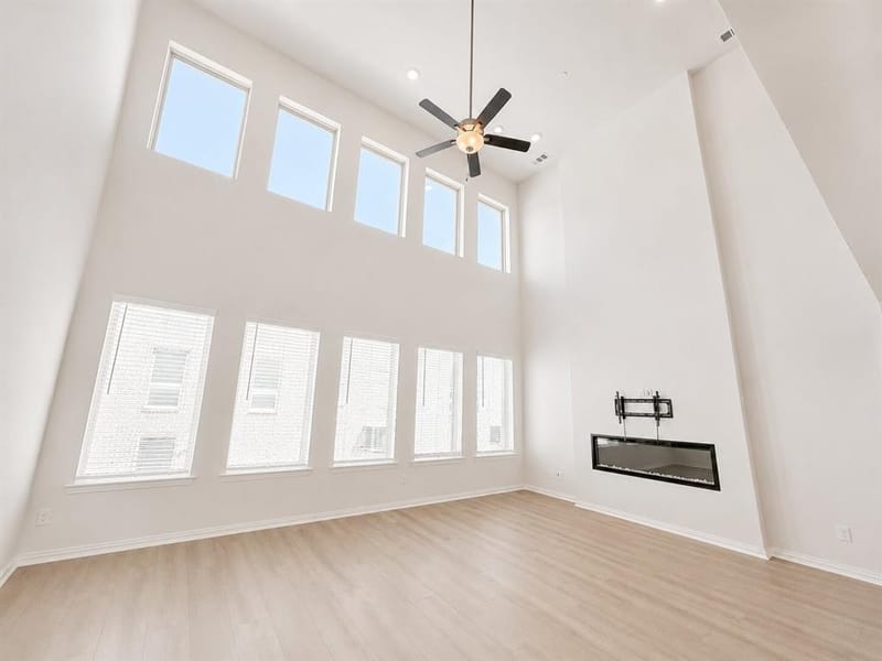 321 Ukiah Street, Lewisville TX 75056 - Photo 2