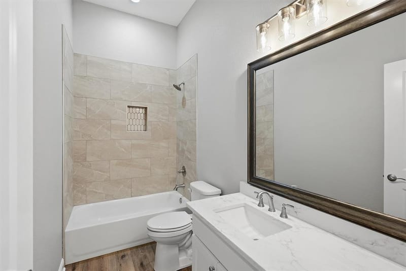 5126 Country Club Drive, Granbury TX 76049 - Photo 28
