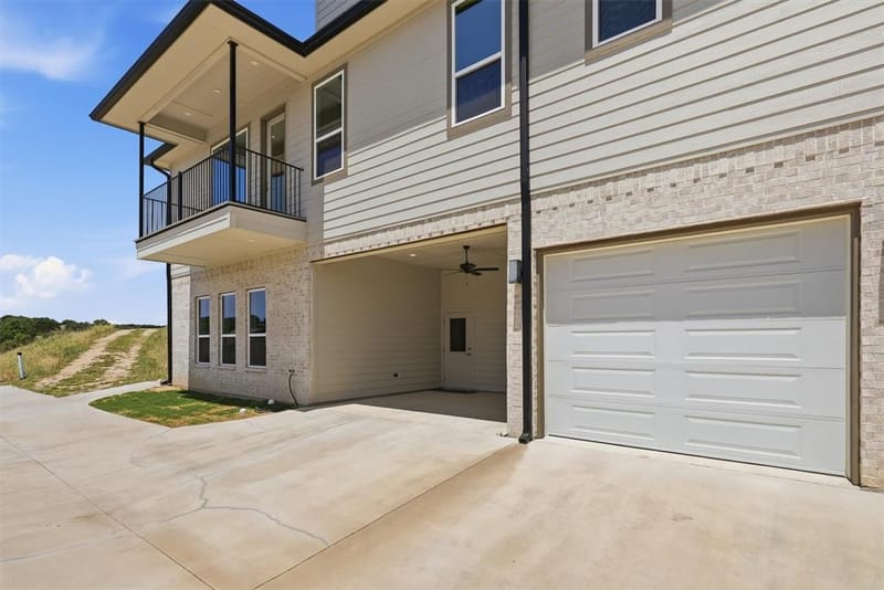 5126 Country Club Drive, Granbury TX 76049 - Photo 33