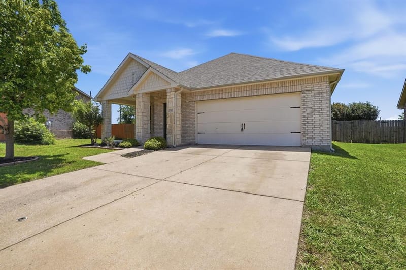 8740 Noontide Drive, Fort Worth TX 76179 - Photo 18