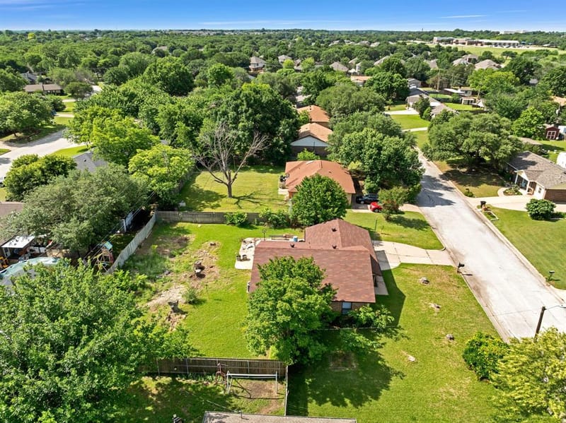 501 Post Oak Lane, Burleson TX 76028 - Photo 22
