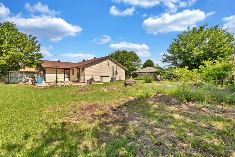 501 Post Oak Lane, Burleson TX 76028 - Photo 20