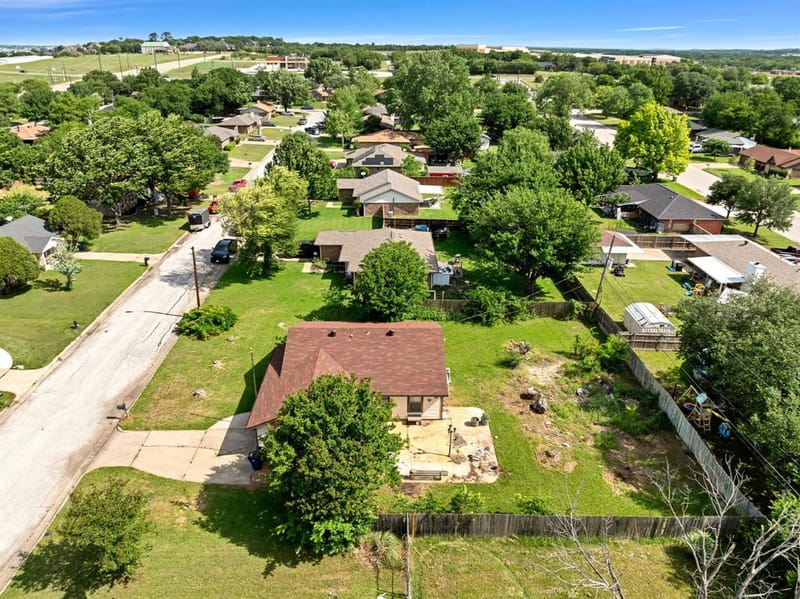501 Post Oak Lane, Burleson TX 76028 - Photo 24