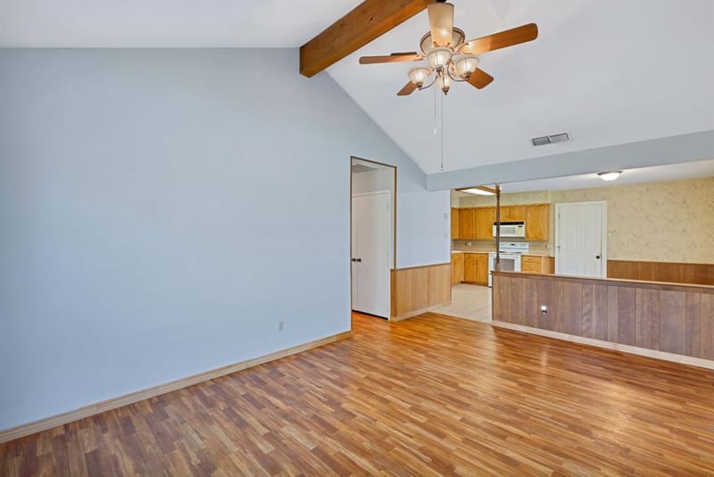 501 Post Oak Lane, Burleson TX 76028 - Photo 4
