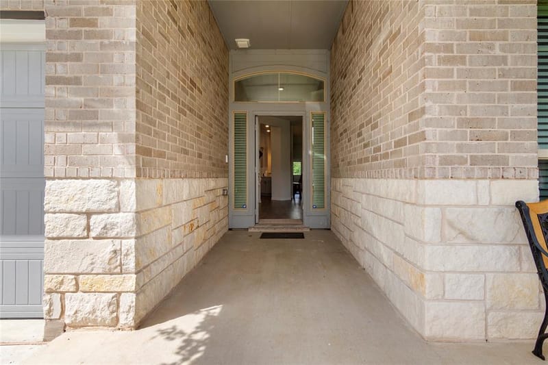 9805 Bridlewood Lane, Waco TX 76708 - Photo 3