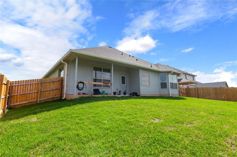 9805 Bridlewood Lane, Waco TX 76708 - Photo 36