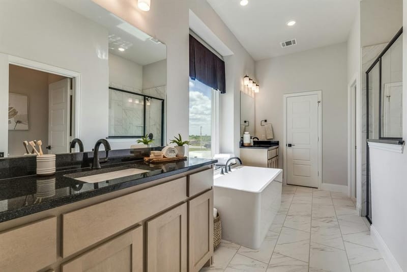 6704 Bassett Lane, Mesquite TX 75126 - Photo 19