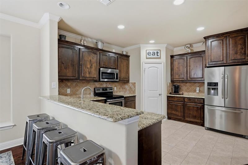 714 Mary Lee Lane, Collinsville TX 76233 - Photo 12