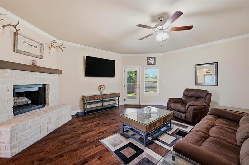 714 Mary Lee Lane, Collinsville TX 76233 - Photo 7