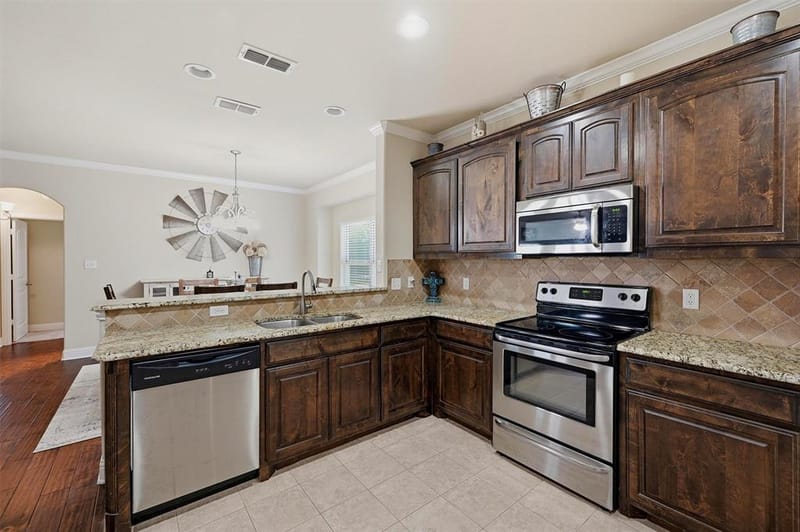 714 Mary Lee Lane, Collinsville TX 76233 - Photo 14