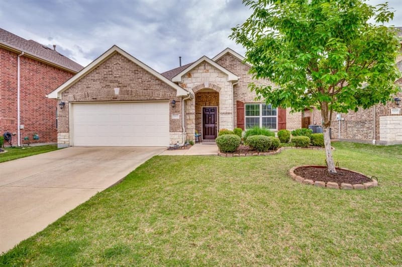 3405 Canyon Lake Drive, Little Elm TX 75068 - Photo 2
