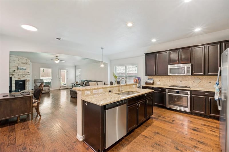 3405 Canyon Lake Drive, Little Elm TX 75068 - Photo 7