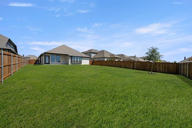 1104 Birchwood Drive, Crowley TX 76036 - Photo 27