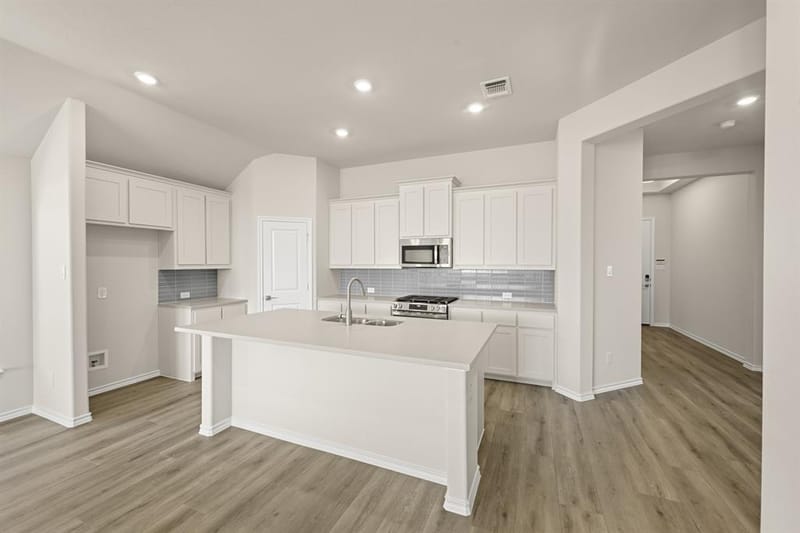 1104 Birchwood Drive, Crowley TX 76036 - Photo 4