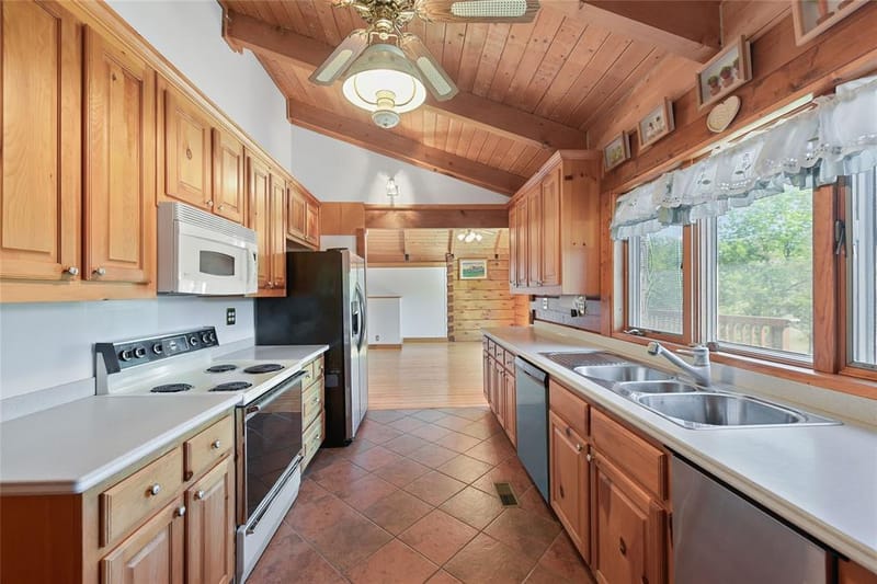 821 Ewing Road, Ferris TX 75125 - Photo 6
