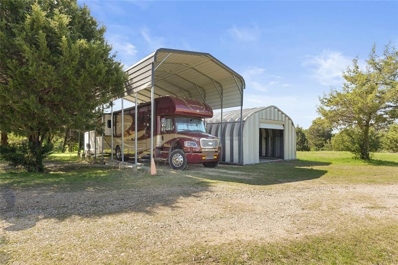 821 Ewing Road, Ferris TX 75125 - Photo 32