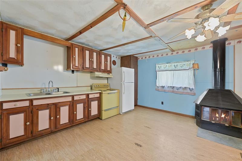 821 Ewing Road, Ferris TX 75125 - Photo 30