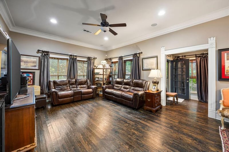 1025 W Main Street, Waxahachie TX 75165 - Photo 6