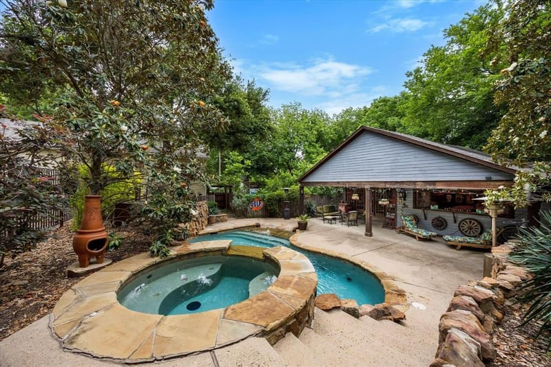 1025 W Main Street, Waxahachie TX 75165 - Photo 33