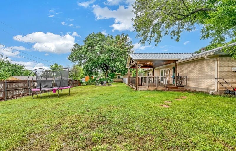 902 S Avenue L, Clifton TX 76634 - Photo 23